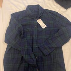 Nwt Uniqlo Blue And Green Flannel, Womens Size Large Uniqlo Long Sleeve Cotton Shirt, Uniqlo Cotton Long Sleeve Shirt, Uniqlo Shirt, Uniqlo Tops, Green Flannel, Uniqlo Women, Flannel Women, Plaid Flannel, Long Sleeve Casual