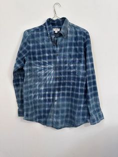 Vintage dark blue and green tartan plaid acid washed flannel shirt Size: Unisex Adult Medium Material: Cotton Color: dark blue and green tartan plaid with a light acid wash finish Measurements: Width - 22” from armpit to armpit, item lying flat Length - 30” shoulder to bottom hem. #flannelshirts #flannelshirtswomenoutfits #flannelshirtswomen #flannelshirtsformen #flannelshirtsoutfits #grungeflannelshirt Fitted Casual Plaid Flannel Shirt, Fitted Plaid Flannel Shirt Casual, Fitted Plaid Flannel Shirt Casual Style, Fitted Casual Flannel Shirt, Fitted Flannel Shirt Casual Style, Fitted Flannel Casual Shirt, Blue Flannel Shirt With Relaxed Fit, Fall Cotton Shirt In Indigo, Blue Relaxed Fit Flannel Shirt For Spring