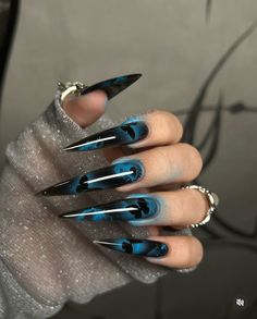 Blue Stiletto Nails, Long Stiletto Nails, Stiletto Nails Designs, Nail Art Set, Pearl Nails, Nail Swag, Cat Air