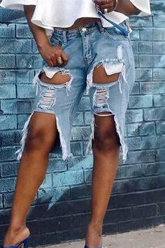 Ripped Bermuda Shorts, Fresh Shop, Denim Decor, Ripped Denim Shorts, Beach Skirt, Straight Leg Denim, Denim Shorts Women, Ripped Denim, Short En Jean