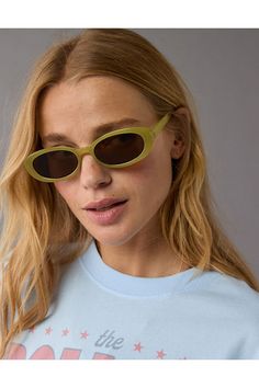 Plastic frame/Oval silhouette/BPA-free/100% UVA protection Trendy Oval Sunglasses For Summer, Trendy Oval Sunglasses With Tinted Lenses, Trendy Oval Sunglasses With Gradient Lenses, Modern Oval Sunglasses For Summer, Casual Oval Sunglasses With Gradient Lenses, Trendy Oval Sunglasses, Oval Sunglasses, Walk On, Retro Inspired