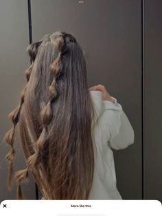 Cute Longhair Style, Brown Hair Aesthetic Hairstyle, Long Brown Hair Outfits, Aesthetic Hairstyles Brunette, Brown Hair Esthetics, Long Brown Hair Styles Hairdos, Cute Long Brown Hairstyles, Hair Styles For Long Hair Brown, Hairstyle For Wavy Hair Girl