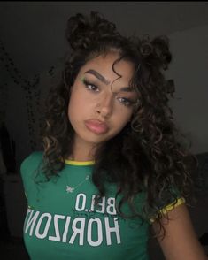 Face Claim Shifting, Cute Clown Makeup, Short Grunge Hair, Curly Hair Videos, Beautiful Curly Hair, Curly Hair Women, Grunge Hair, Jena, Attractive People