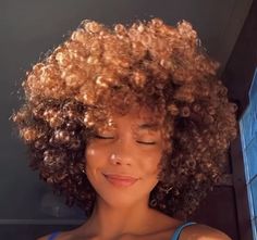 Short Round Curly Hair, Short 4a Hair, Bangs Cut, Layered Curly Haircuts, Healthy Curly Hair, Short Haircuts With Bangs, Natural Curly Hair Cuts, Really Short Hair