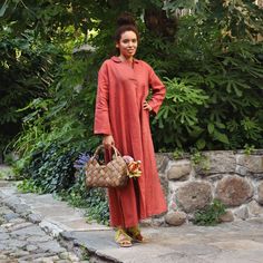 Maxi Linen Dress In Red, Oversized Summer Dress, Womens Clothing Maxi summer dress from soft linen in minimalistic design: / VARAH / *An essential for every summer wardrobe *A must have for every holiday *Light, soft and comfy *Relaxed, loose fit *Clean, minimalistic silhouette *Truly maxi length *V neckline with elegant round lapels *Straight long sleeves *Deep, practical in-seam pockets *Symmetrical side splits, one on each side *Made from high quality linen *Available in rich variety of colou Casual Red V-neck Kaftan, Casual Red Long Sleeve Kaftan, Red Long Sleeve Casual Kaftan, Fall Linen V-neck Dress, Pastel Grey, Pink Ballerina, Linen Maxi Dress, Coral Blue, Kaftan Dress