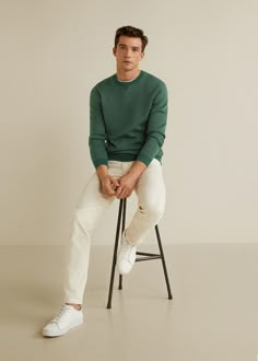 Green Sweatshirt Outfit, Mens Smart Casual Outfits, Smart Casual Menswear, White Shoes Men, Classy Outfits Men, Color Combinations For Clothes