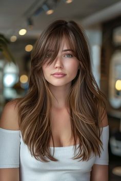 41 Pretty Long Layered Hair with Side Bangs Hairstyles For A Fresh New Look Sabrina Carpenter Hair Without Bangs, Fringe Hairstyles Side Parting, Long Haircut Layers Wavy, Long Hair Hair Cuts Layers, Side Bangs With Side Part, Side Bangs For Square Face, Layered Side Part Hair, Long Hair Side Part Haircut, Sidesweep Bangs Long Hair