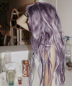 Pastel Lilac Hair, Lilac Hair Dye, Lilac Hair, Pastel Grunge, Hair Color Pastel, Lavender Hair, 2015 Hairstyles, Grunge Look, Scene Hair