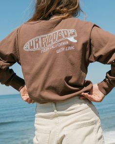 Simple Pleasures Long Sleeve Tee - Surf Locos Surf Aesthetic Outfit, Printed Tee Women, Surf Apparel, T-shirt Print Design, Fits Ideas, Surf Brands, Surf Tee, Surfer Style, Surf Shirt