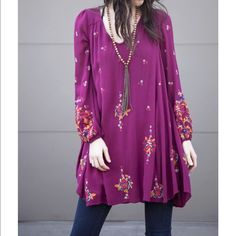 Size Small New With Tags! Make A Flirtatious Entrance In A Breezy Minidress Embellished With Colorful Embroidery. Fit: This Style Fits True To Size. - V-Neck - Long Sleeves - Contrast Embroidery Throughout - Solid Color - Lined - 100% Viscose - Approx Length 33.5” Style # Ob581283 Fall V-neck Dress With Embroidered Hem, Multicolor Embroidered Long Sleeve Embellished Dress, Embellished Long Sleeve Dress With Multicolor Embroidery, Spring V-neck Embroidered Dress, Spring V-neck Dress With Embroidered Neckline, Spring Embroidered V-neck Dress, V-neck Dress With Floral Embroidery For Fall, Fitted Embroidered Dress With V-neck, Fall V-neck Embroidered Hem Dress