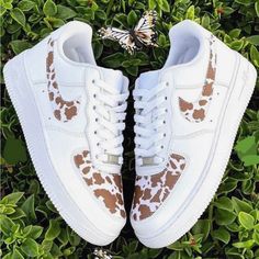 Custom Painted Brown Cow Print Af1s Brand New With Box *Please Allow 7-10 Days To Ship As This Is A Custom Order* Air Force 1 Brown, Walmart Shoes, Cow Stuff, Custom Shoes Diy, Nike Shoes Air Force, Air Force 1s, Trendy Shoes Sneakers, Nike Shoes Girls