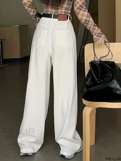 Peilia - Womens High-Waisted Baggy Jeans with Slant Pockets, Wide-Leg Design for a Casual and Stylish Look Chic White Baggy Wide Leg Pants, Baggy White Wide Leg Pants For Work, White Baggy Wide Leg Pants For Work, White Solid Color Straight Pants, Chic Baggy White Pants, Chic White Baggy Pants, White Wide Leg Pants With Elastic Waistband For Fall, Trendy White Wide Leg Pants With Elastic Waistband, White High-waisted Wide Leg Pants With Pockets