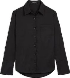 Black Workwear Tops With Pockets, Black Shirt With Button Cuffs And Relaxed Fit, Black Workwear Blouse With Pockets, Black Relaxed Fit Shirt With Button Cuffs, Black Blouse With Pockets For Work, Black Shirt With Shirttail Hem, Black Shirt With Button Closure And Shirttail Hem, Black Long Sleeve Shirt For Everyday, Black Shirt For Everyday Fall Wear