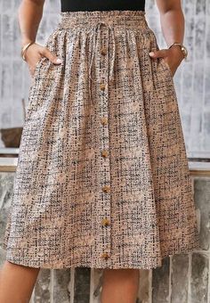 Dress And Sneakers Outfit, Womens Skirt Outfits, Girls Cotton Dresses, Simple Style Outfits, Skirt Inspiration, 2piece Outfits, Long Gowns, Cottagecore Outfits, Baby Frocks Designs