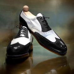 Handmade Mens Black White Leather Oxfords Wingtip Formal Lace up Shoes on Storenvy Two Tone Brogues, Spectator Shoes, Quality Leather Boots, Leather Formal Shoes, Custom Design Shoes, Oxford White, Oxford Shoes Men, Brogue Shoes, Formal Shoes For Men