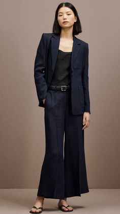 Our Weekend Blazer is made from linen twill. This quintessential outerwear piece features multiple pockets both at the exterior and interior, in addition to a classic fit and a two-button closure. Elaine Welteroth, Denim Vests, Women's Blazers, In Addition, Womens Blazers, New Career, Blazer Dress, Dress Codes, Get Dressed