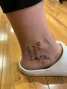 The 90 Most Popular Symbols For Travel Tattoos | Unique & Cute Travel Tattoo Ideas Womens Small Ankle Tattoos, Outdoorsy Tattoos Nature, Small Travel Tattoos, Tattoo Ideas Travel, Watercolor Bike, Equality Tattoos, Tattoos For Women Unique