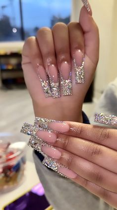 Bedazzled Nails, Acrylic Nail Designs Classy, Nail Designs Bling, Quinceanera Nails, Fye Nails, Diy Acrylic Nails