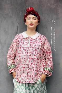 🌺 🌳 🌸 meet Batik Amarillis’s Madeline blouse Adorable blouse with maddening details - check the hand stitching on the collar plus extra touch at sleeves , pick between these two materials ,either stripped flowy cotton-linen blend or hand stamped batik Tasikmalaya are worth to wear with style ! #batikamarillis#batikindonesia#madeinindonesia#tenunbali#tenunendek#fashionphotography#fashioneditorial Antique Fabrics, Hand Stitching, Cotton Linen, Hand Stamped, Linen Blend, Batik, Fashion Photography