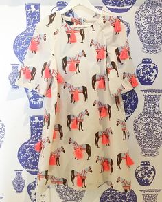 Horse & tassel Little Dresses, Country Girls, Lifestyle Brands, Passion For Fashion, Colorful Prints, Floral Tops