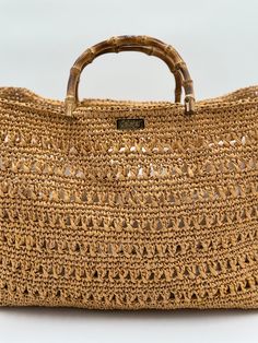 Cm Logo, Raffia Bag, Bamboo Handles, Handmade Bag, Bag Crochet, Crochet Techniques, Neutral Color, Handmade Bags, Neutral Colors