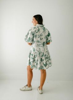 Get ready to "frock it" with the Wknd Wyfr Green Marble Dress! This adorable frock features a fun print and flattering fit, making it the perfect choice for any fall occasion. Plus, it's so easy to throw on and go, making it a versatile dress you'll love wearing all year round. Fits true to size, Caroline is wearing a size small. She is 5'7, a size 4 and a 32B 100% Cotton Machine wash on cold Marble Dress, Buddy Love, Home Dress, Green Marble, Mink Pink, Dress Gift, Versatile Dresses, Fun Prints, Sale Design