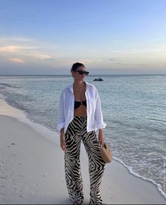 Nye Beach Outfit, St Barths Outfits, Beach Getaway Outfits, Madeleine Rose, Warm Vacation, St Barth, Beach Getaways