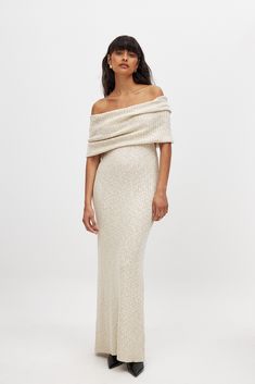 Off-shoulder Ribbed Bodycon Dress, Stretch Ribbed Evening Maxi Dress, Chic Evening Ribbed Maxi Dress, Party Ribbed Maxi Dress, Beige Off-shoulder Chic Maxi Dress, Chic Off-shoulder Beige Maxi Dress, Chic Evening Maxi Dress With Ribbed Details, Evening Bodycon Ribbed Maxi Dress, Chic Beige Off-shoulder Maxi Dress