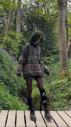 Witchy Layered Outfits, Grunge Outfit Inspo Edgy, Grunge Clothes Women, Grunge Fairycore Outfits Plus Size, Earthy Girl Aesthetic Outfits, Acedamia Aesthetic Outfits, Grunge Hippie Aesthetic Outfit, Earth Grunge Outfits, Indie Grunge Aesthetic Outfits