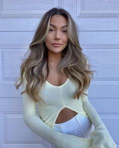 Rose Brunette, Aesthetic Balayage, Medium Aesthetic, Aesthetic Honey, Balayage Medium, Light Balayage, Balayage Honey, Honey Ideas, Honey Aesthetic