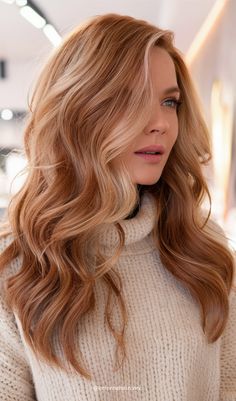 Ready for a new look? Discover 25 of the best hair color ideas for every style and skin tone! From bold balayage to vibrant reds and soft blondes, these trends are perfect for your next transformation.   Click for all the inspiration!   #HairColorInspo #BestHairColors #HairColorTrends #DIYHairColor #BalayageIdeas #ColoredHairGoals #HairInspo2025 Honey Strawberry Blonde Hair, Honeycomb Blonde, Subtle Strawberry Blonde, Best Hair Color Ideas, Blonde Ideas, The Best Hair Color, Light Auburn Hair, Hair Dye Removal, Which Hair Colour