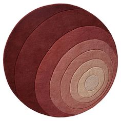 a round rug with two circles on it