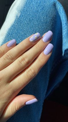 Spring Colors For Nails, Lilac Nails Design, Colors For Nails, Nails Art Ideas, Trendy Shades, Lilac Nails, Purple Acrylic Nails, Classy Nail Designs, Cute Simple Nails