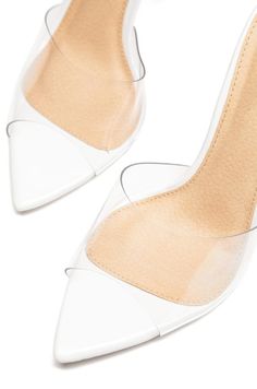 Beauty Blogger - White Clear Beauty Blog Post Ideas, Dresses Vacation, Clear Strap Heels, Miss Lola, Best Concealer, Printed Flats, Heel Mules, Clog Heels, Flats Patterns