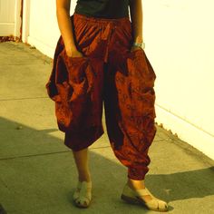 100% Cotton, Easy To Wash - Hand Wash Is Preferable. Small - Medium: 26"-31" Waist Medium - Large: 29"-33" Waist Brown Harem Bottoms With Pockets, Brown Harem Pants With Pockets, Zouave Pants, Poofy Pants, Rad Outfits, Solarpunk Fashion, Pirate Pants, Patchwork Pants, Character Fashion