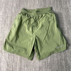 Vintage 2000s Champion Spell Out Logo Sportswear Athletic Y2K Aesthetic Streetwear Green Track Shorts Medium Mens Condition:  Excellent Used Condition  = No Flaws Measurements: Please see photos above for all measurements IF YOU BUY TWO OR MORE ITEMS USE THE CODE BUNDLE @ CHECK TO SAVE 20% WE SHIP WITHIN 24 HOURS AFTER PURCHASE! Please be aware that we do not offer free returns!! The Buyer is responsible for the cost of the return label.  Follow us on TikTok & Instagram @findsnostalgic and tag u Sporty Green Athletic Shorts For Outdoor, Casual Green Bottoms For Sports Season, Sporty Cotton Athletic Shorts For Outdoor, Cotton Athleisure Athletic Shorts For Outdoor, Cotton Athleisure Shorts For Outdoor, Green Sportswear Bottoms For Outdoor Activities, Sporty Cotton Athletic Shorts For Outdoor Activities, Casual Green Gym Bottoms, Casual Nylon Activewear For Sports Season