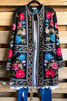 AHB EXCLUSIVE: Elegance Everywhere Embroidered Coat- Black Teacher Clothes, Plus Size Kimono, Embroidered Coat, Angel Heart, Plus Size Boutique, Plus Size Cardigans, Beautiful Kimonos, Tunic Pattern, Embroidered Cardigan