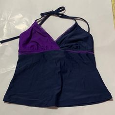 Spandex Blend Materials Super Stretch, Tied Neckline Tied Middle Back Sheer Trim Fabric On Breast Panels. Flat Measurements: Medium Sizing P To P 14 In Length 14 In Fitted Purple Workout Tops, Blue Stretch Tops With Tie Back, Blue Stretch Tie-back Top, Purple Cotton Workout Top, Purple Workout Tops With Built-in Bra, Green Bras, Under Armour Sweatshirt, Trim Fabric, Running Tank Tops