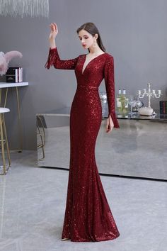 Ballbella offers Elegant Sparkle Sequined Burgundy Long Sleeves V-neck Mermaid Long Prom Party Gowns at a cheap price from Prom Dresses, Evening Dresses, Homecoming Dresses, Quinceanera dresses collection. Free Fast shipping on affordable Prom Dresses, Evening Dresses, Homecoming Dresses, Quinceanera dresses On Sale. Cheap Prom Dresses Online, Prom Dresses Burgundy, Prom Dresses With Pockets, Purple Home, Custom Size Dresses, Prom Dresses Online, Maxi Dress Formal, Candy Pink, Cheap Prom Dresses