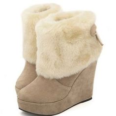 Hair Wedge, Boots With Fur, Outfit Christmas, Boating Outfit, Girly Shoes, Suede Wedges, Fur Boots