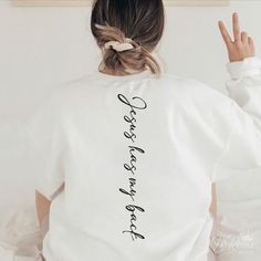 Jesus Has My Back Sweatshirt Easy 30 day return policy Cute Tshirt Ideas Vinyl, Cute Sweater Designs Cricut, Cute Christian Tshirt, Jesus Has My Back Shirt, Back Of Shirt Design Ideas, Vinyl Shirts For Women, Trendy Christian Apparel, Cricut Canvas Projects, Christian Cricut Projects