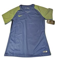 Nike Women's Short Sleeve Dri-Fit Shirt FTBLL/SOCC 880476-410 Blue/Green Large . Condition is New with tags. Shipped with USPS First Class.B1 Green Sporty Shirt For Sports, Sporty Blue Shirt For Sports, Blue Short Sleeve Sports Shirt, Blue Fitted Sports Shirt, Dri Fit Shirt, Active Wear Tops, First Class, Workout Shirts, Dri Fit