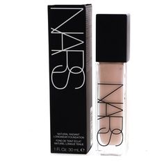 NARS Natural Radiant Longwear Foundation in Oslo is designed for those seeking a long-lasting, radiant finish with full coverage. This advanced formula provides a natural-looking glow while maintaining impeccable wear for up to 16 hours. Oslo is ideal for light skin tones with neutral undertones, offering a flawless complexion that looks fresh and vibrant throughout the day.Infused with a blend of skincare ingredients, the foundation helps to improve skin’s texture and tone over time. Its lightweight, breathable formula ensures comfort and allows for a smooth, even application. Perfect for achieving a radiant look that stays in place, Oslo offers a versatile option for daily wear. Neutral Undertones, Textures And Tones, Skincare Ingredients, Light Skin, Improve Skin, Beauty Care, Nars, Skin Tones, Daily Wear