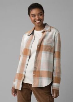 You Know That Flannel You've Been Coveting In Your Partner's Closet? Well, This It It, Only Better. Styled Like A Vintage Men's Flannel But Designed For Women, It's A Great Layering Piece.