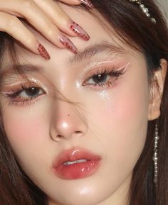 Grad Makeup, Makeup Layout, Mekap Mata, Cute And Aesthetic, Doll Eye Makeup, Funny Reaction, Smink Inspiration, Ethereal Makeup, Green Makeup