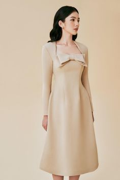 Queen Anne Neckline, Mean Blvd, Square Neck Dress, Queen Anne, S Models, A Line Skirt, Dress Materials, Dresses Xs, Minimalist Fashion