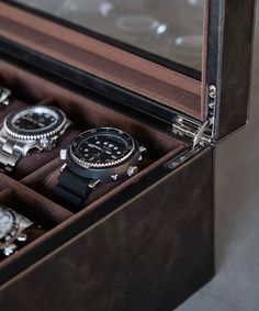 A true extension of the collection it holds - the Bayswater 8 Watch Box is the perfect vessel in which to organise, protect and display your timepieces. Endorsed by esteemed influencers and notable publications, including Teddy Baldassarre and Rolling Stone, the watch boxes have amassed nearly 1,500 Amazon reviews, with an impressive 4.9 out of 5 stars, underpinning their quality and appeal among watch enthusiasts.FEATURES - Find your perfect fit with 3 pillow sizes to choose from - An exterior Teddy Baldassarre, Luxury Watch Box, Mens Jewelry Box, Wooden Watch Box, Leather Watch Box, Pillow Sizes, Watch Boxes, Amazon Reviews, Lifestyle Accessories