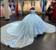 Light Blue Quinceanera Dresses, Puffy Prom Dresses, Gown Birthday, Quinceanera Themes Dresses, Sweet 15 Dresses, Quinceanera Dresses Pink, Quinceanera Dresses Blue, Princess Prom Dresses, Pretty Quinceanera Dresses