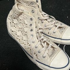 Brand New Never Used Lace Converse Lace Converse, Converse Cream, Converse Low Tops, Converse New, Woven Shoes, Converse White, Black Converse, Converse Chuck 70, Women's Converse