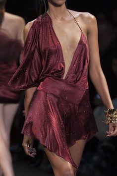 Look Gatsby, Alexandre Vauthier, Looks Style, Fashion Details, Couture Fashion, Look Fashion, Runway Fashion, Dress To Impress, Red Dress